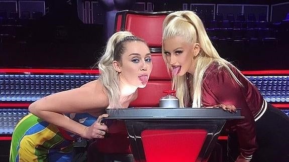 Miley Cyrus y Christina Aguilera