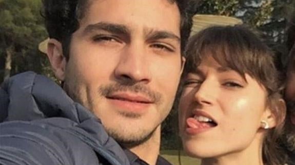 Úrsula Corberó y Chino Darín.