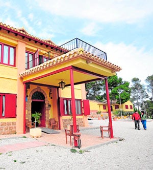 Juan José Aranda, junto a Cati Carrillo, en la hospedería Casas Nuevas.