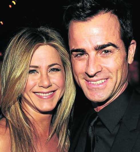 Jennifer Aniston y Justin Theroux comenzaron a salir en 2011 y se comprometieron en 2012. :: reuters
