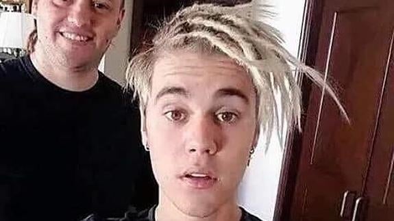 Justin Bieber con rastas.