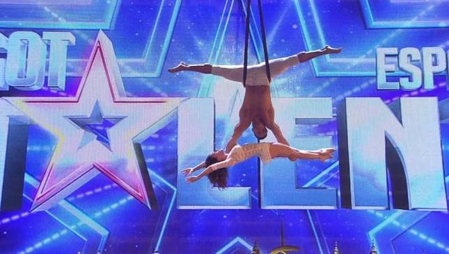 Marco y Celia en una de las espectaculares coreografías para 'Got Talent España'.