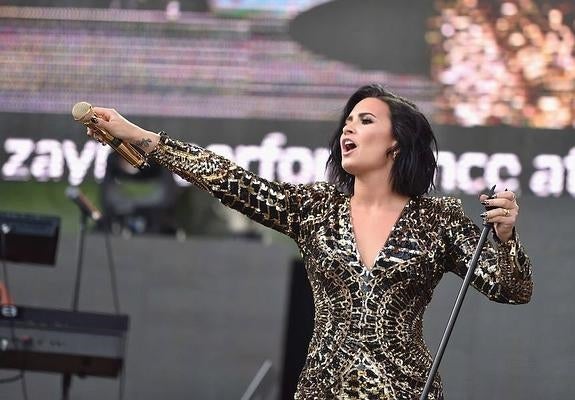 La cantante Demi Lovato en un concierto. 