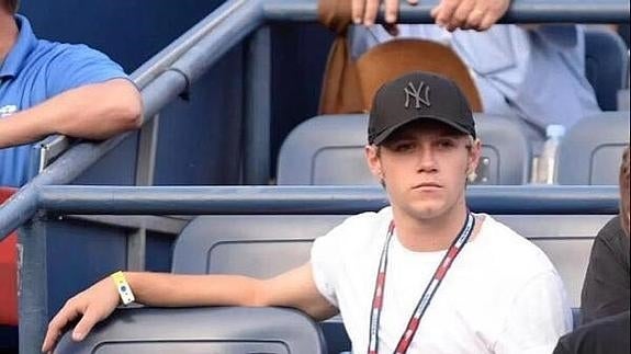 Niall Horan, en un partido de tenis.