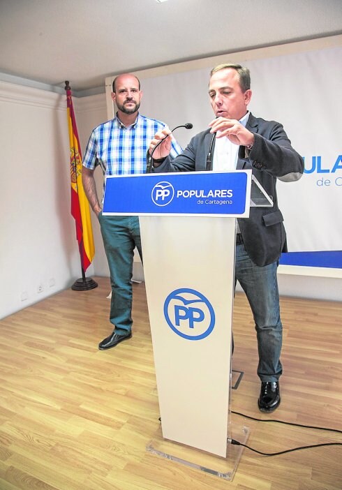 Ortega y Espejo, ayer en la sede del PP.