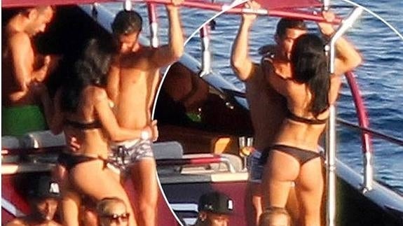 Cristiano Ronaldo disfruta de unas vacaciones en Ibiza.