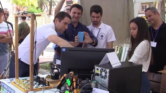 El colectivo 'maker' se exhibe en Murcia