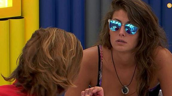 Gran Hermano 17: Fernando prueba el 'edredoning' con Clara antes de la expulsion