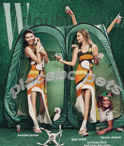 Imagen de la página de W Magazine con Kendall Jenner y Gigi Hadid.
