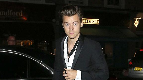 Harry Styles de One Direction aparece más en forma tras citarse con Kendall Jenner