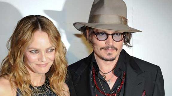 Johnny Depp podría volver con Vanessa Paradis tras su traumático divorcio
