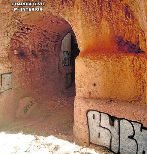 Algunos de los grafitis investigados en Las Zorreras.