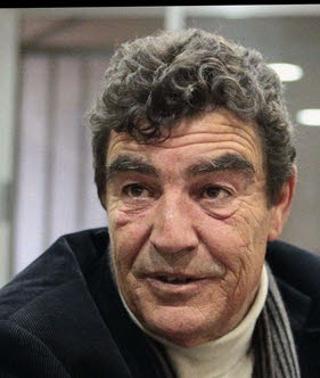 Un juez defiende prohibir los móviles en los centros escolares para combatir el acoso