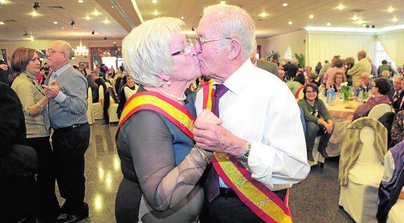 Baile de personas mayores, en el Jardín Botánico