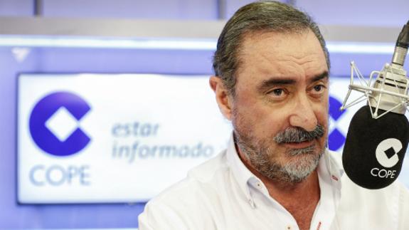 Carlos Herrera presenta 'Herrera en Cope'.