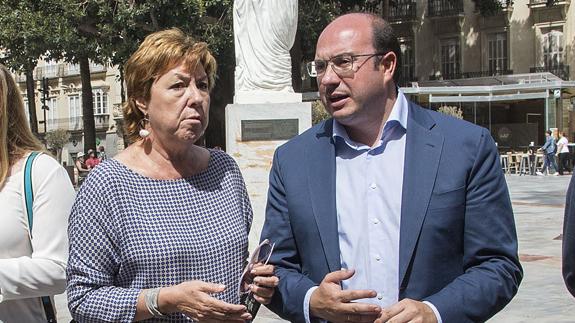 Pilar Barreiro y Pedro Antonio Sánchez, en una imagen de archivo. 