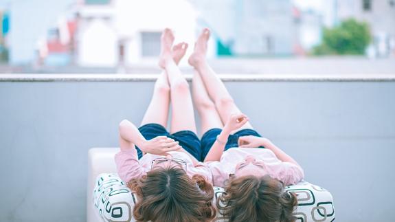 Todas las mujeres son lesbianas o bisexuales según un estudio