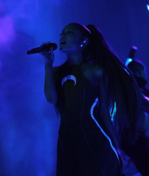 Ariana Grande hace tan sólo 4 días en Birmingham, durante su gira