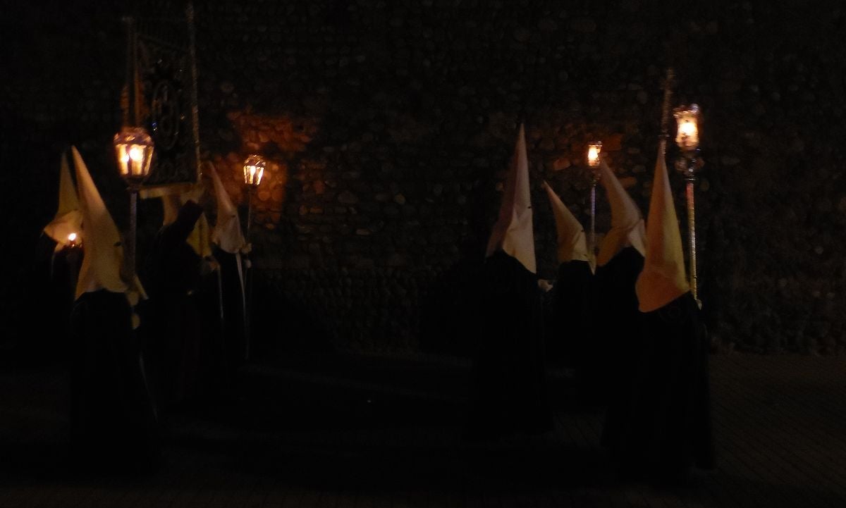 Via Crucis en la muralla