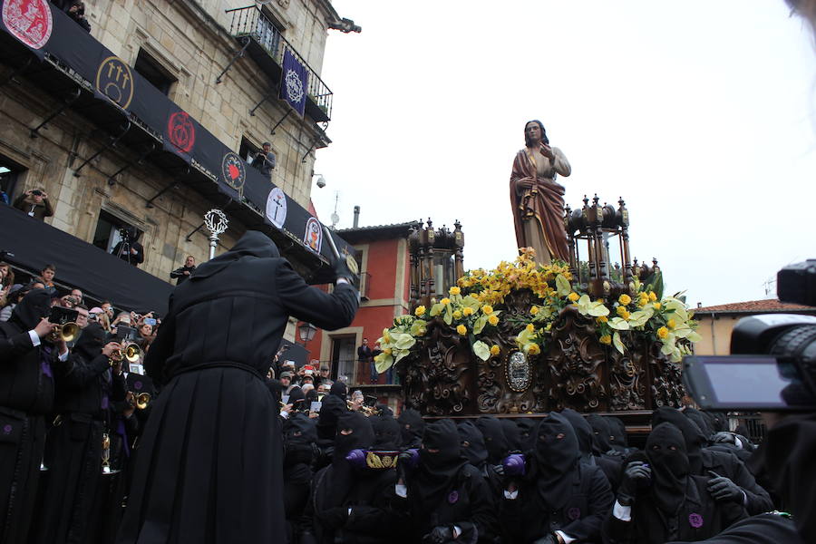 Procesión de Los Pasos