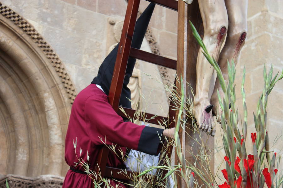 Procesión del Desenclavo