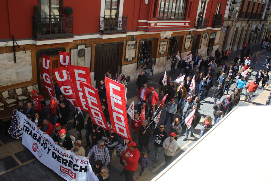 La manifestación del 1 de mayo saca a la calle a cerca de 2.000 persona