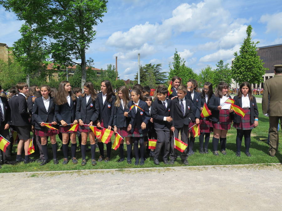 Homenaje en rojigualda