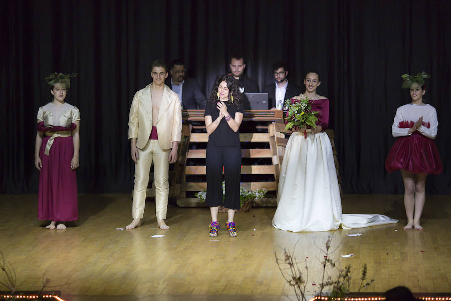 13 razones y un premio