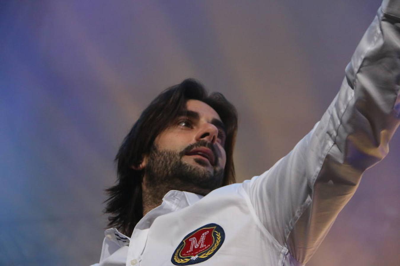 León se entrega a Melendi