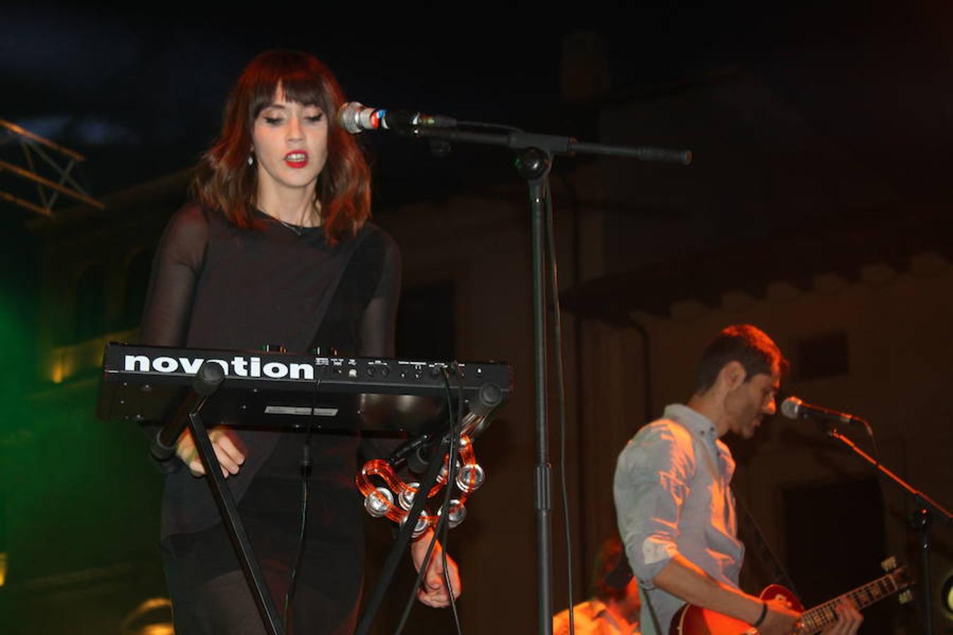 The Bright, por y para León