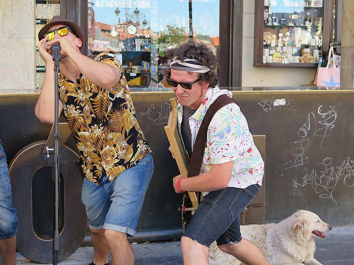 Los Blues Lee &#039;hacen el gamberro&#039; en León