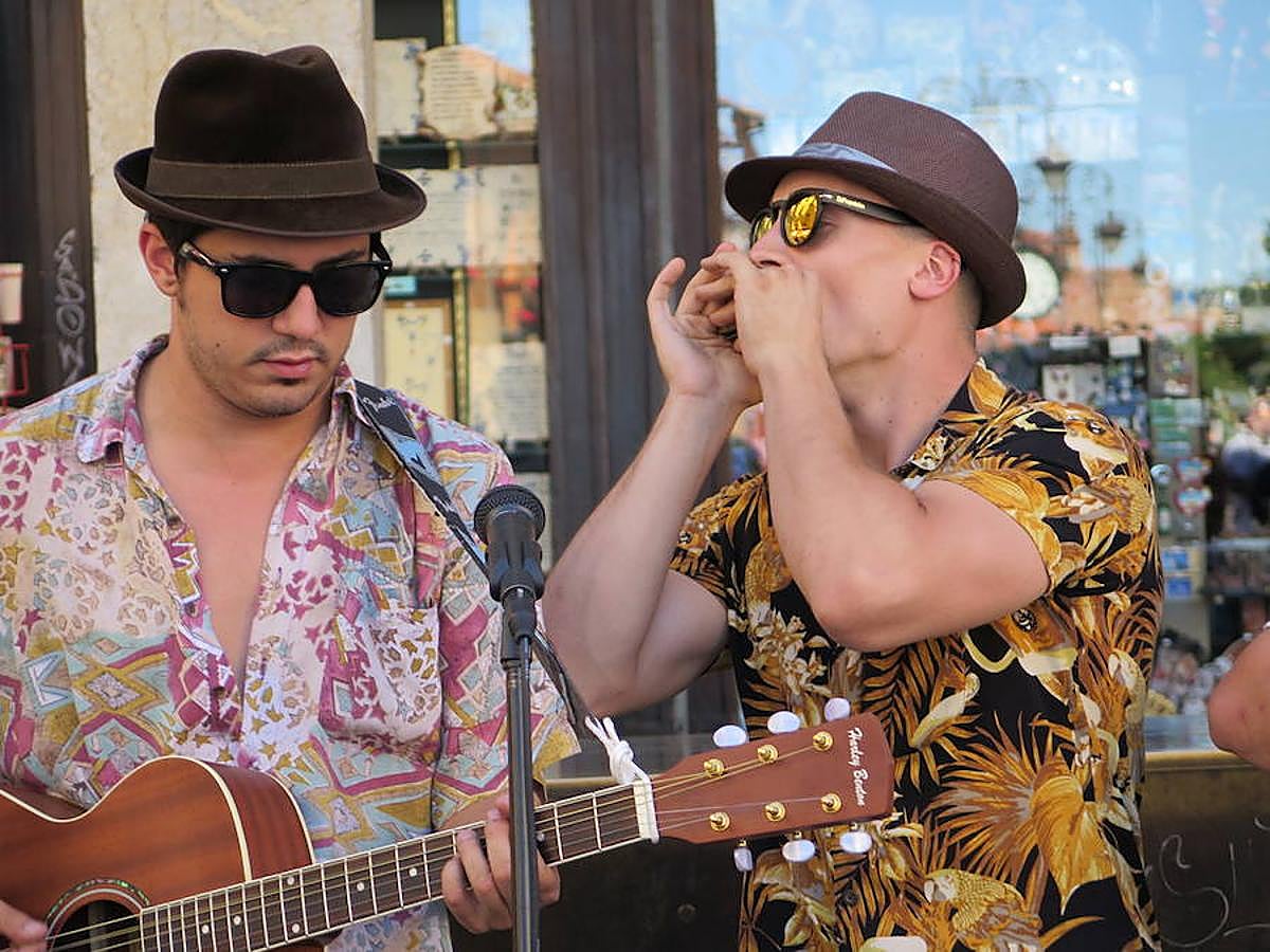 Los Blues Lee &#039;hacen el gamberro&#039; en León