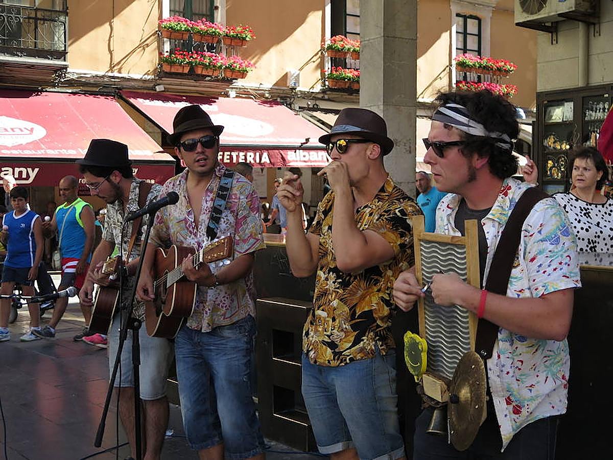 Los Blues Lee &#039;hacen el gamberro&#039; en León