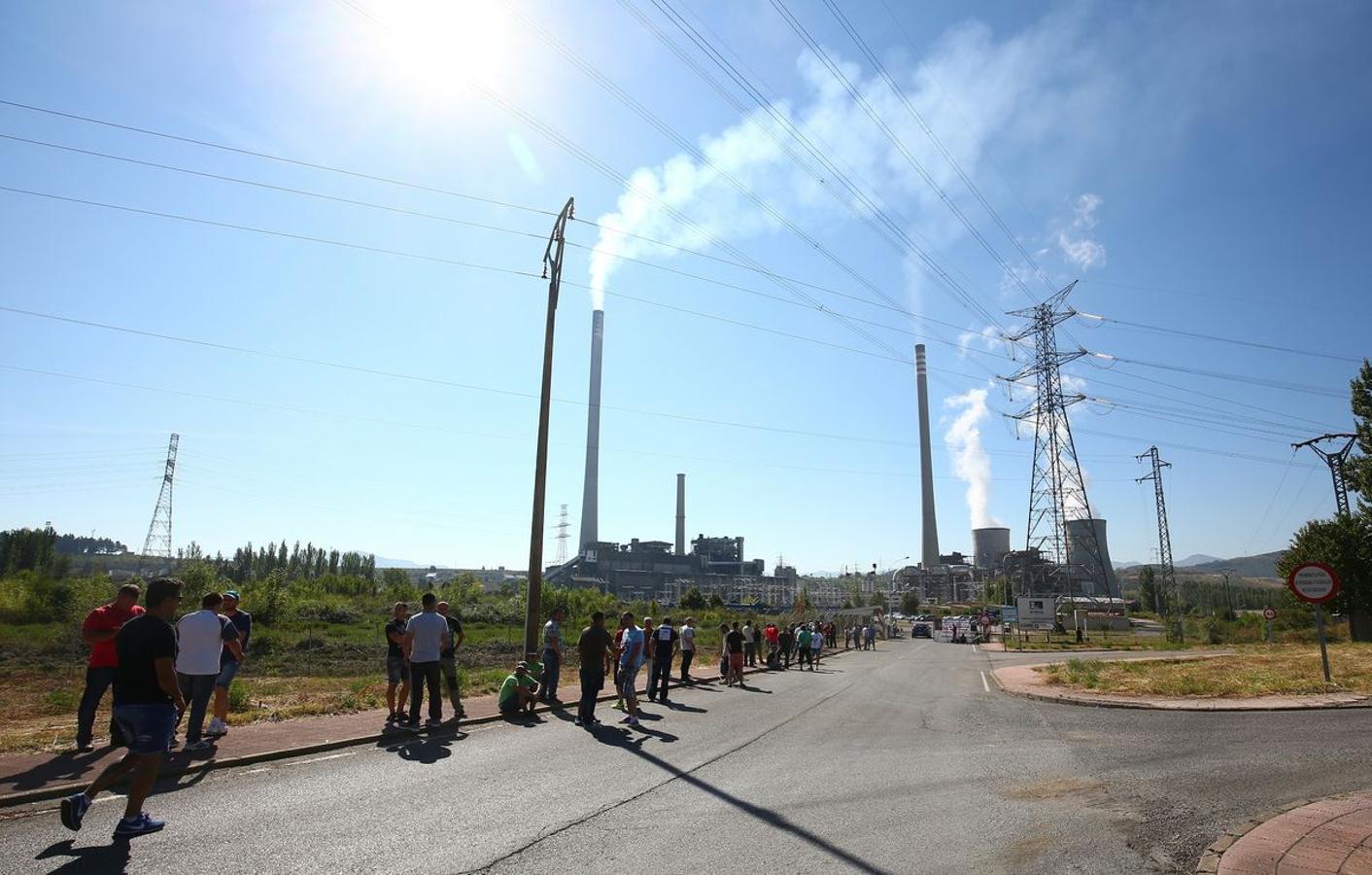 Concentración ante Compostilla