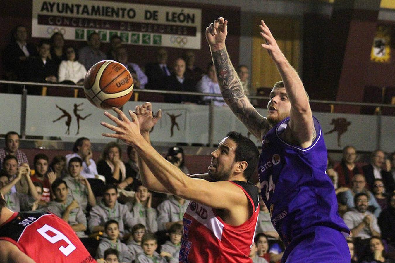 El Valladolid se impone en León