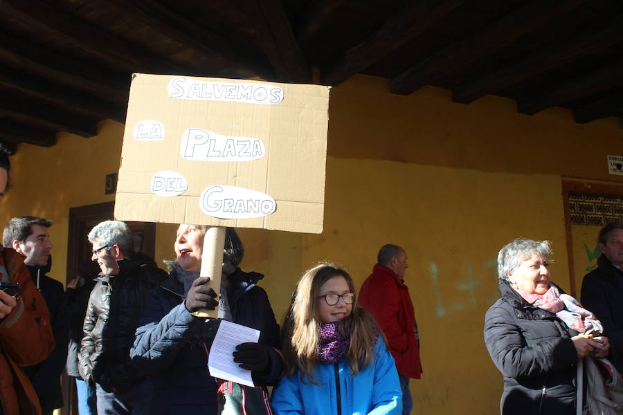 Hacendera en la Plaza del Grano