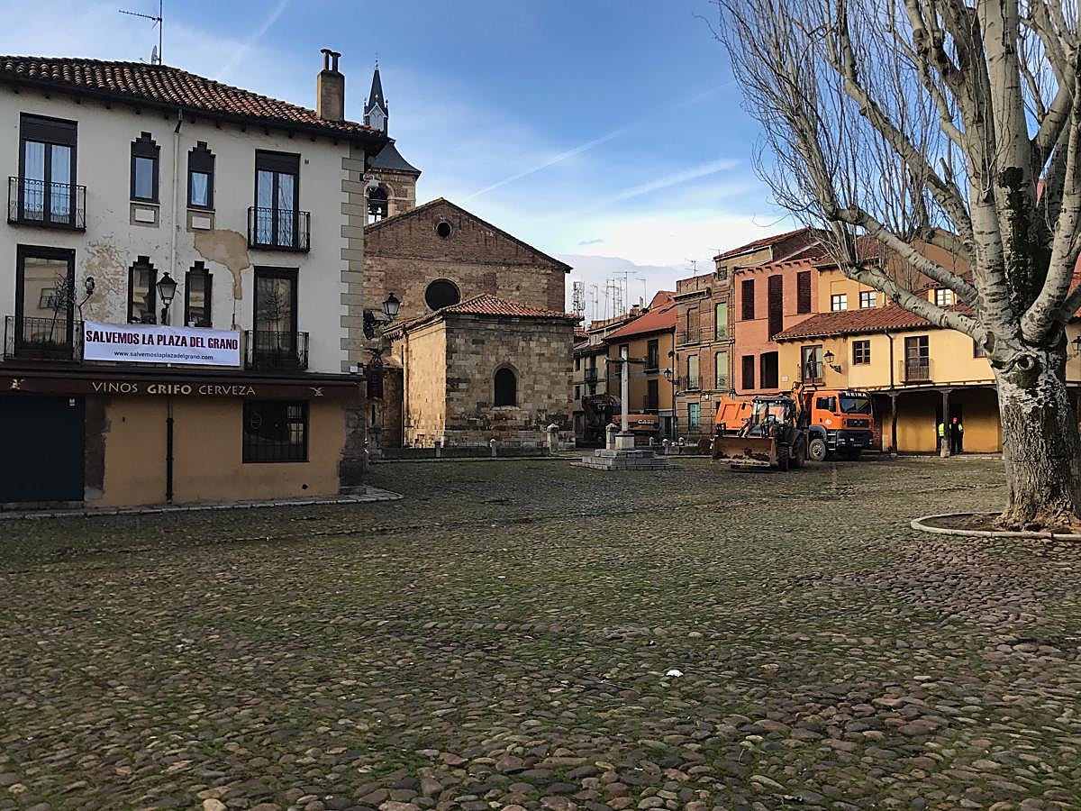La Plaza del Grano cambia de piel