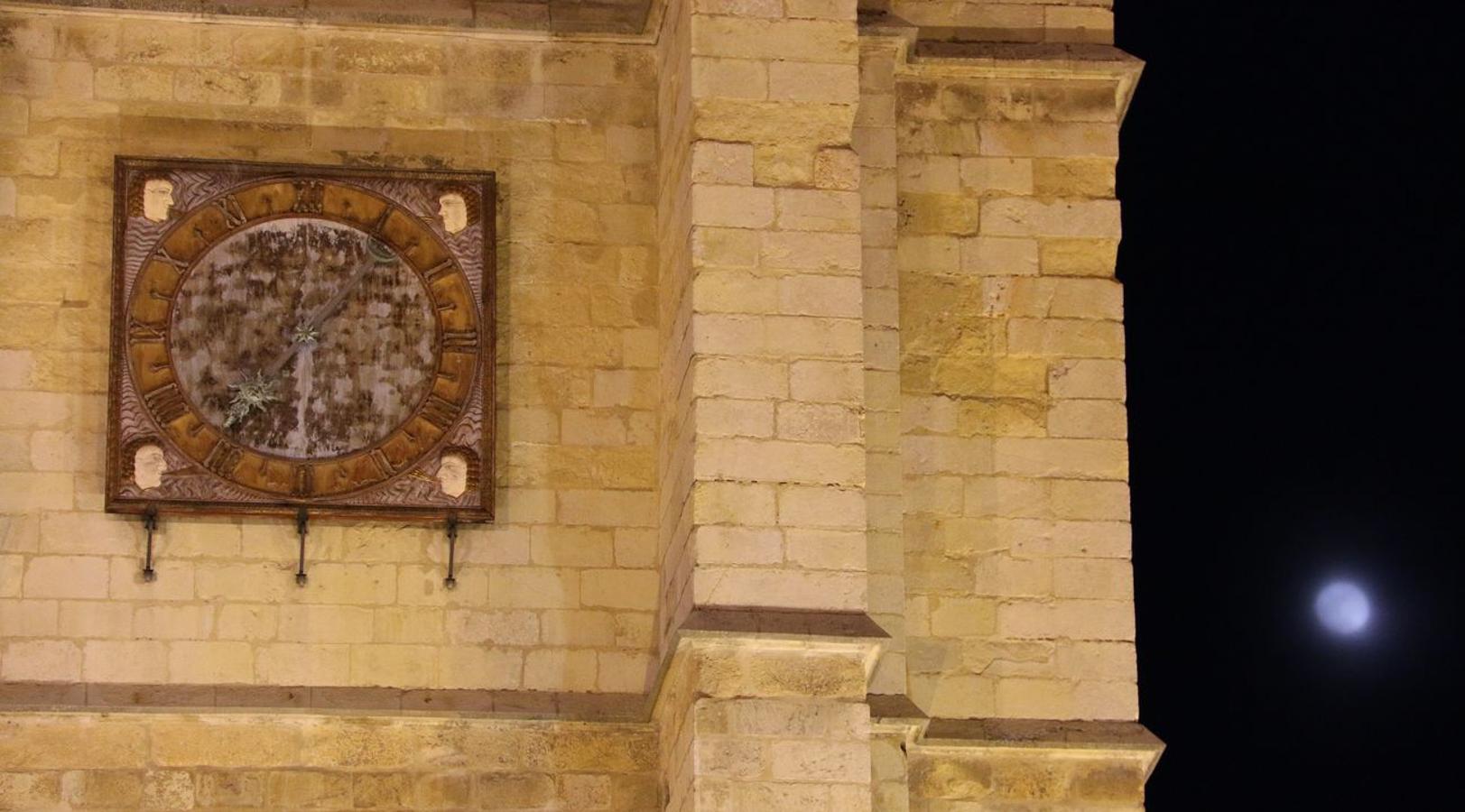 La Pulchra, en la noche