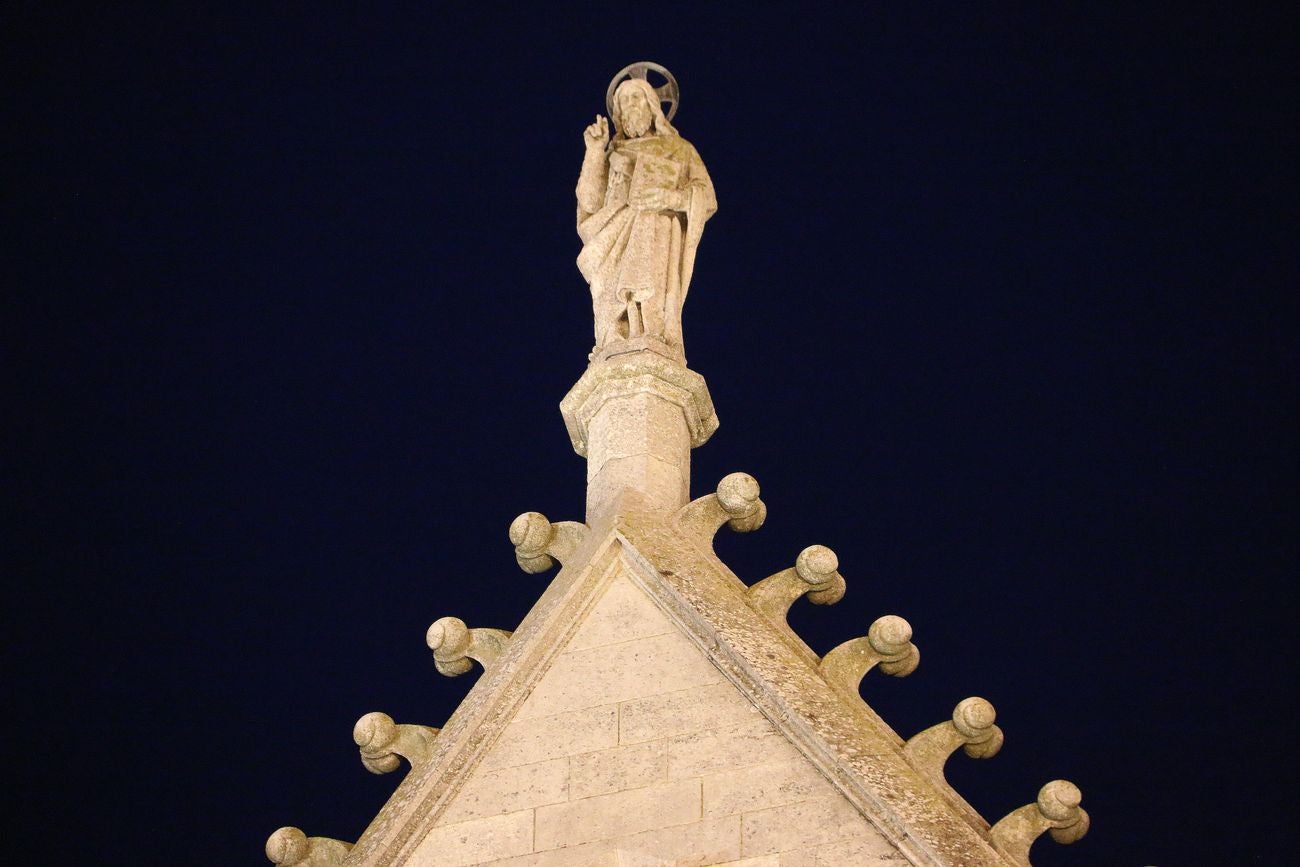 La Pulchra, en la noche