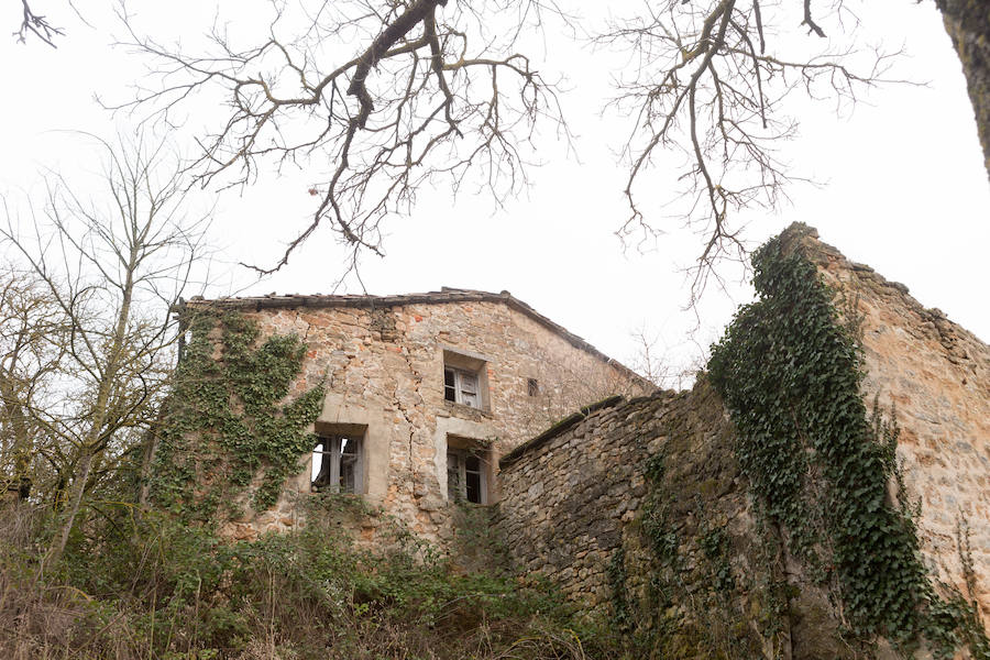 Bárcena de Bureba (Burgos), un pueblo deshabitado
