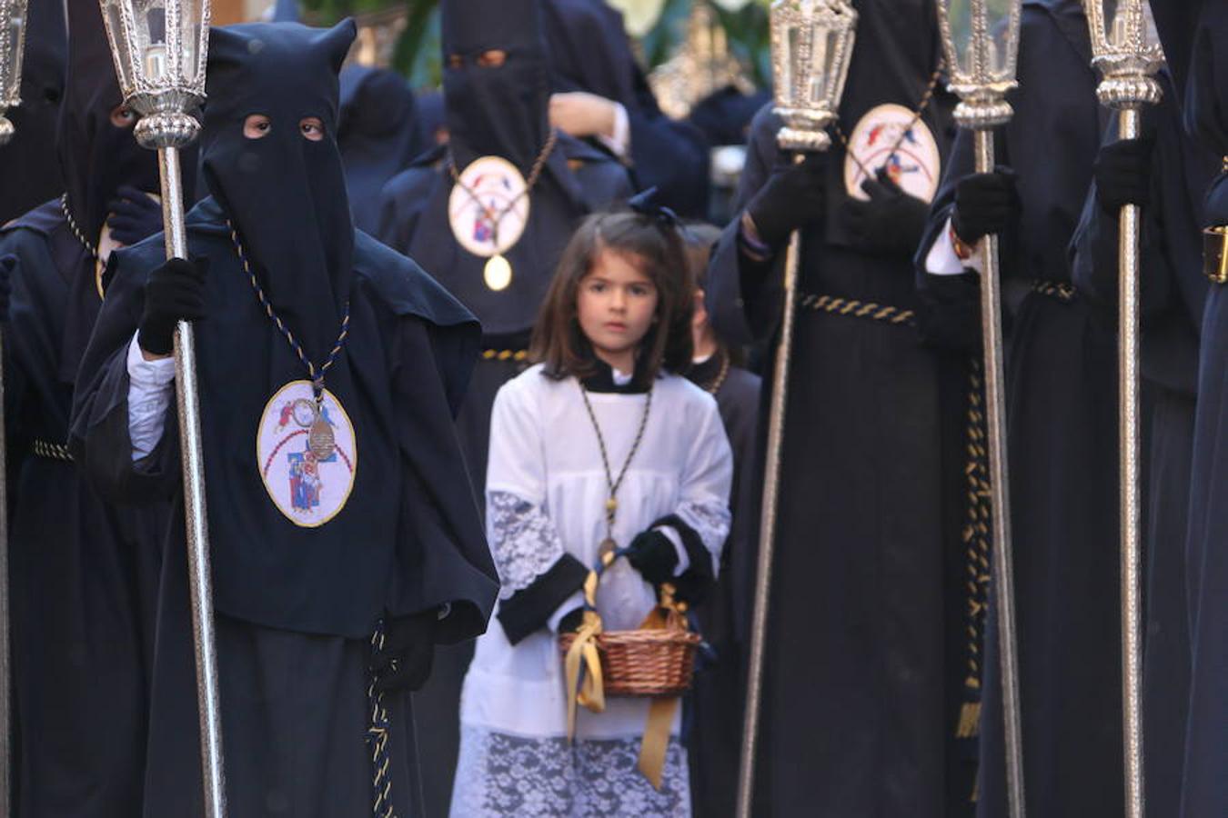 El sol arropa el Sábado de Pasión