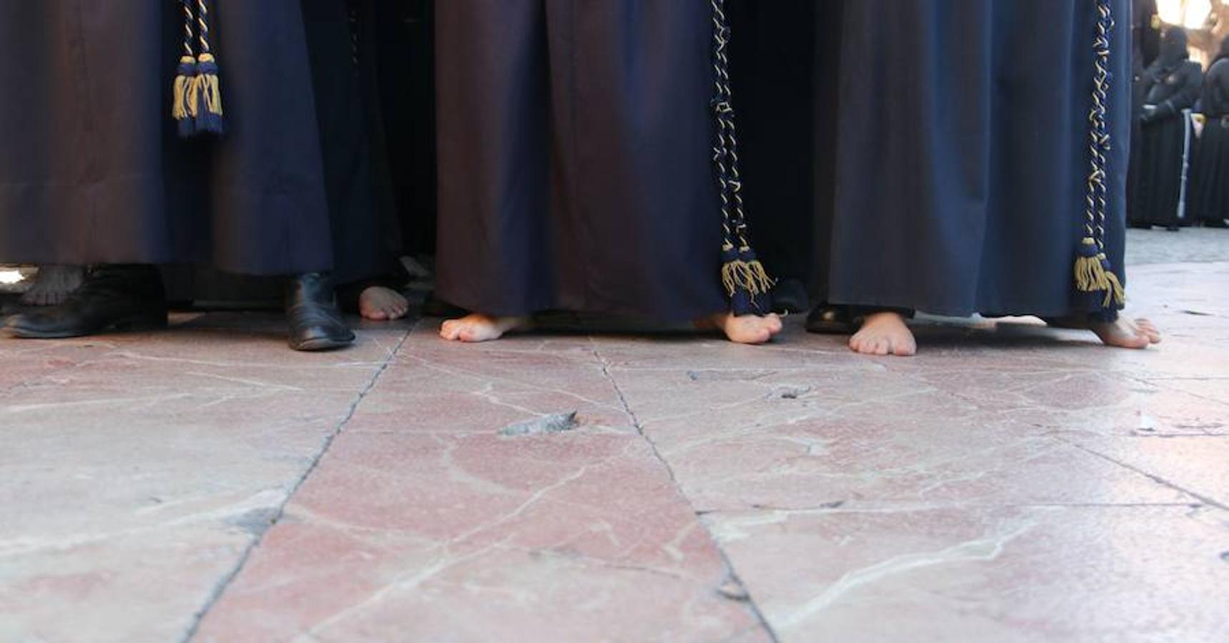 El sol arropa el Sábado de Pasión