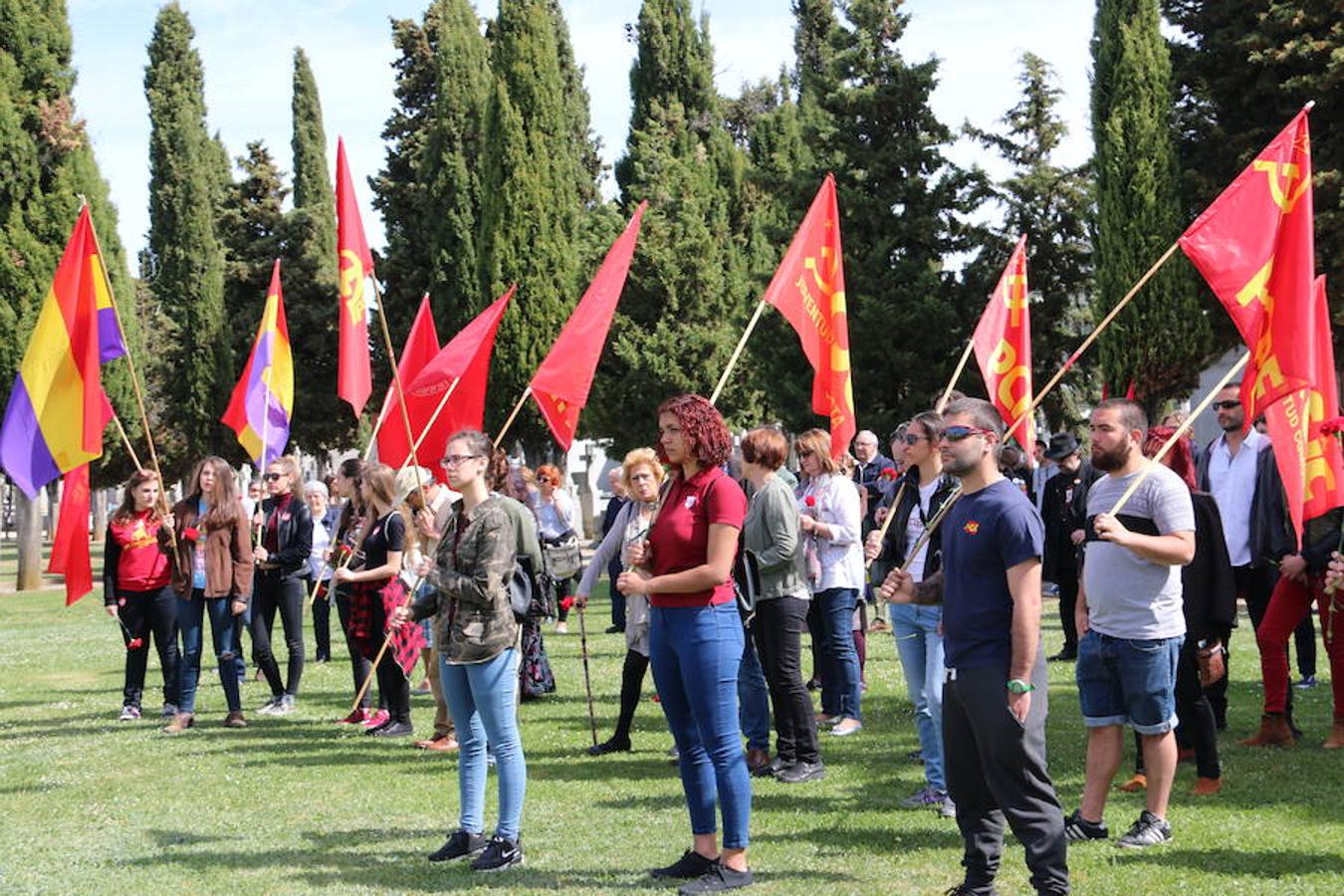 Con la República presente