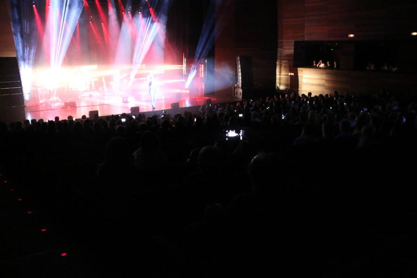 David Bustamante enamora al Auditorio de León