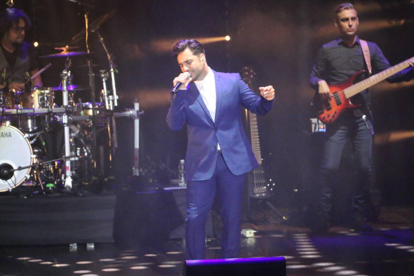 David Bustamante enamora al Auditorio de León