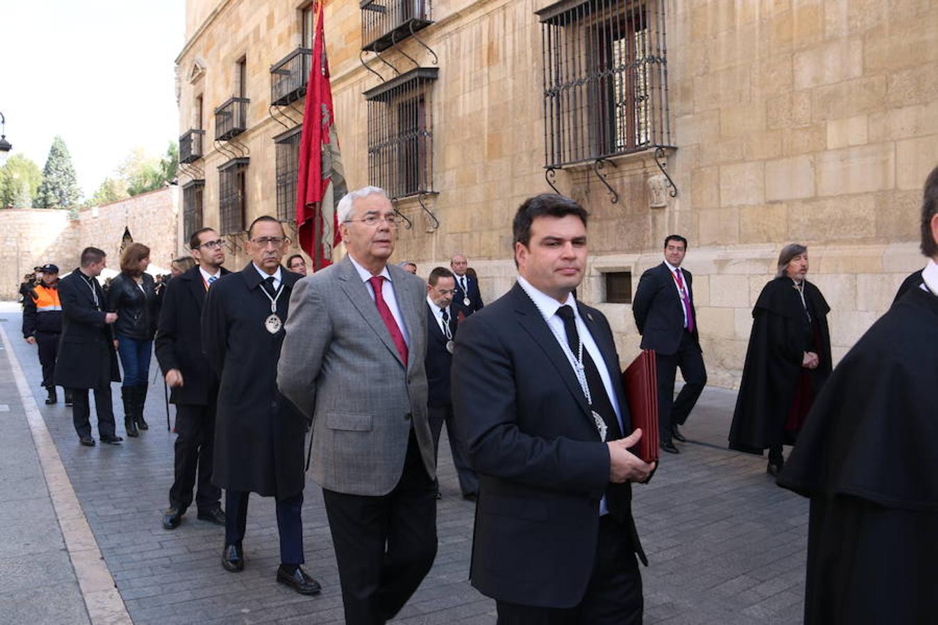 Un pendón por Baeza y León