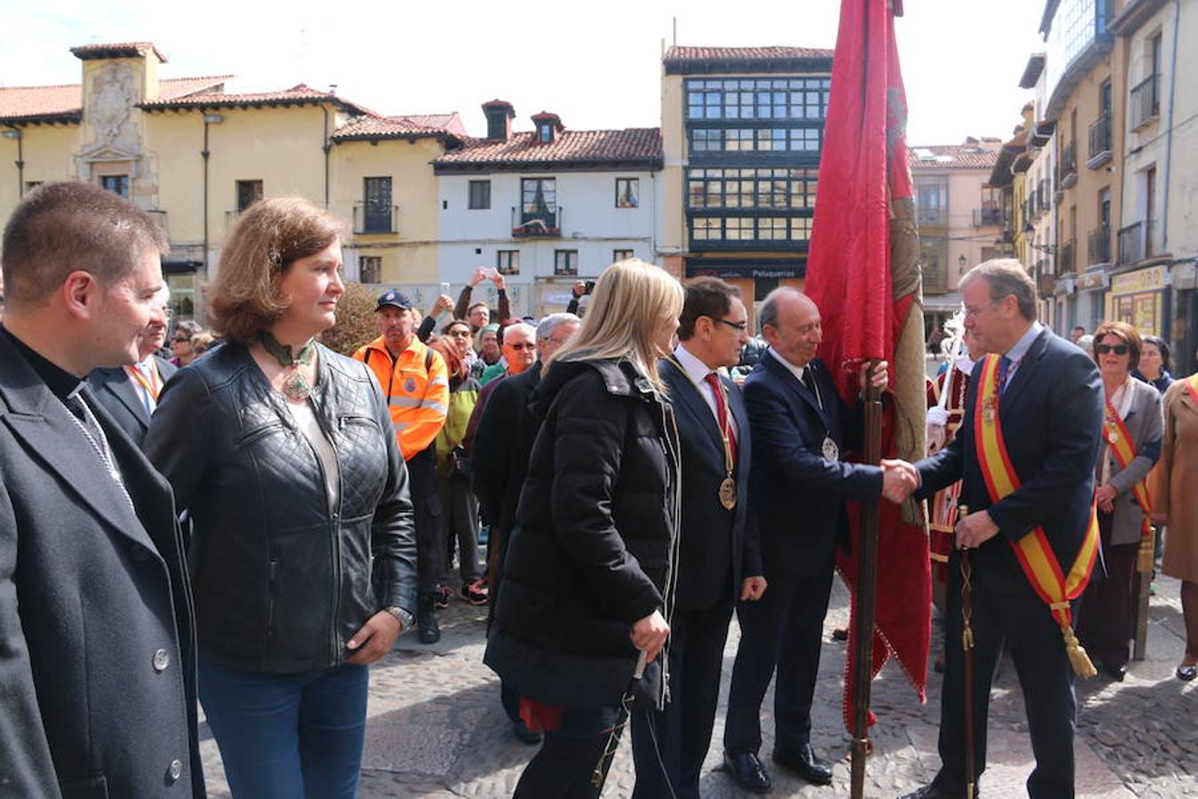 Un pendón por Baeza y León