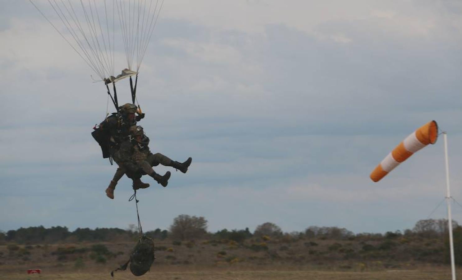 Paracaidistas de élite (II)