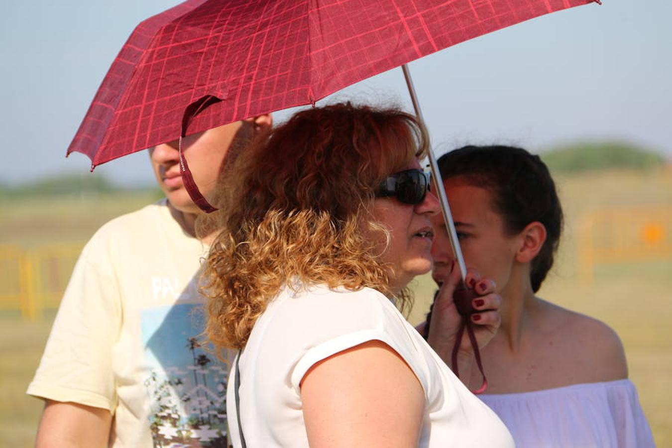 Ambiente durante la jornada de exhibición aérea