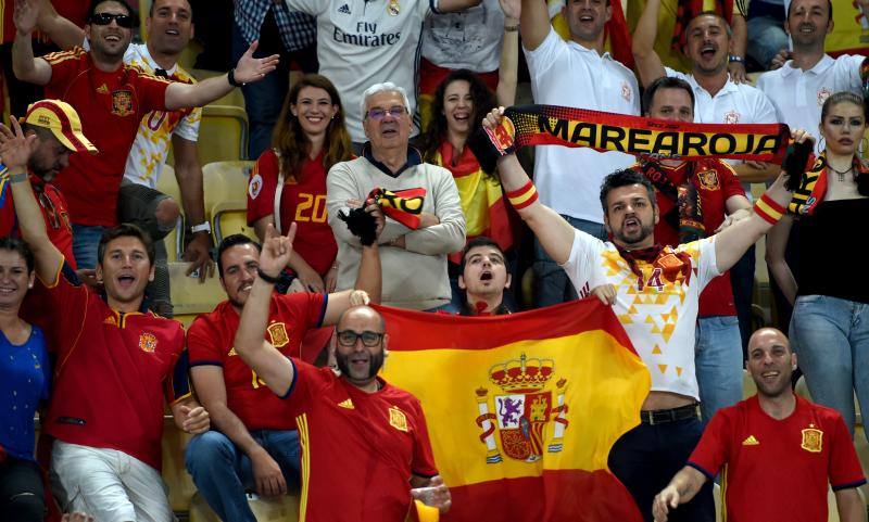 Macedonia recibe a Españane en un partido clasificatorio para el Mundial de rusia 2018.